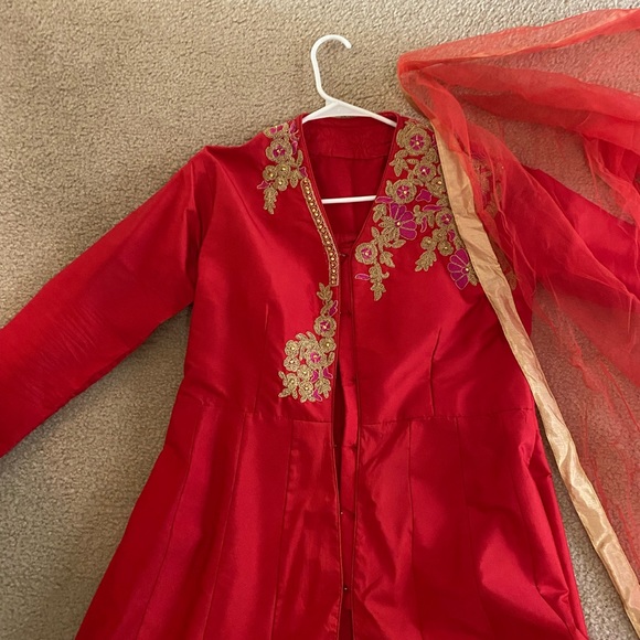 Pakistani/Indian Gown Dress 2 piece set - Picture 5 of 5